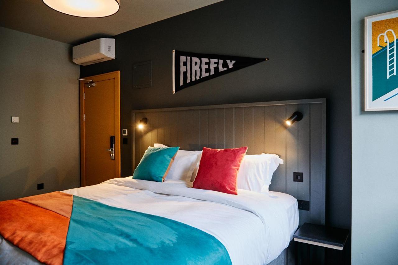 Hotel Firefly Bray Exterior foto